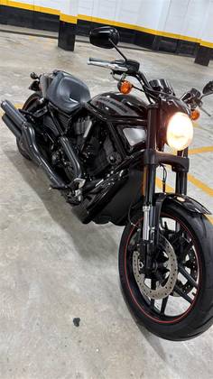 HARLEY-DAVIDSON V ROD NIGHT ROD ESPECIAL HARLEY-DAVIDSON V ROD NIGHT ROD ESPECIAL